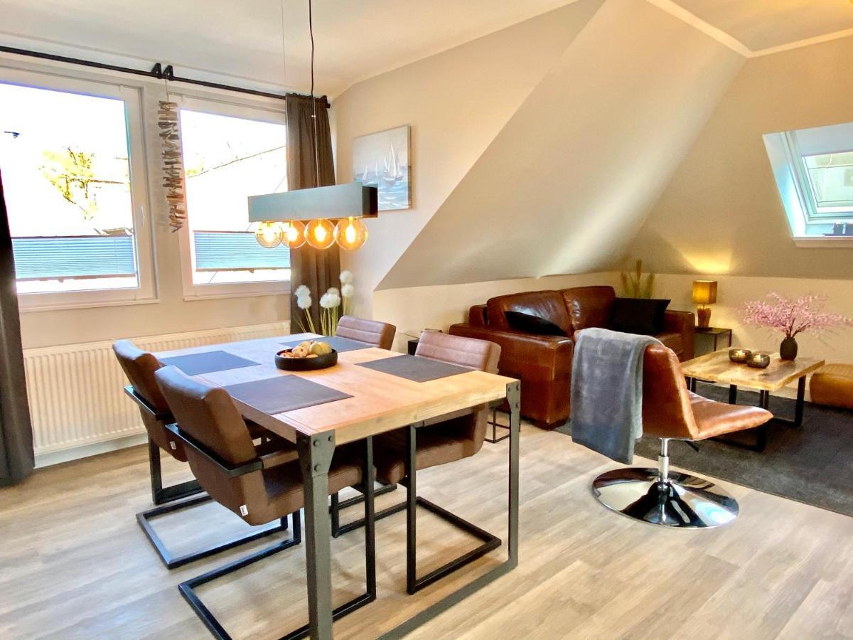 Schoene Ferienwohnungen Teilweise Mit Dachterrasse Im Herzen Von Itzehoe Exterior foto